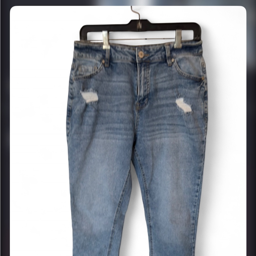 My style Light Blue Jeans with Distressed Detail